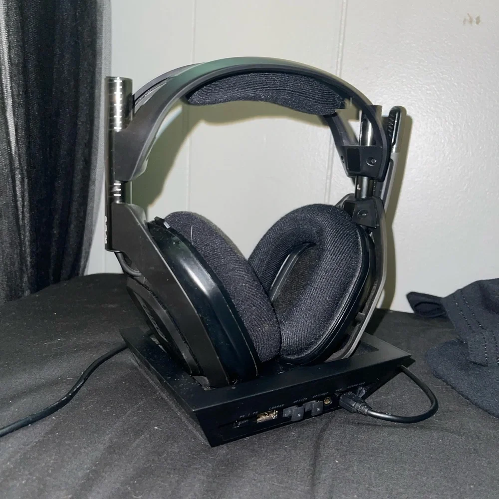 Astro Gaming A50 Wireless Headset and Charging Base